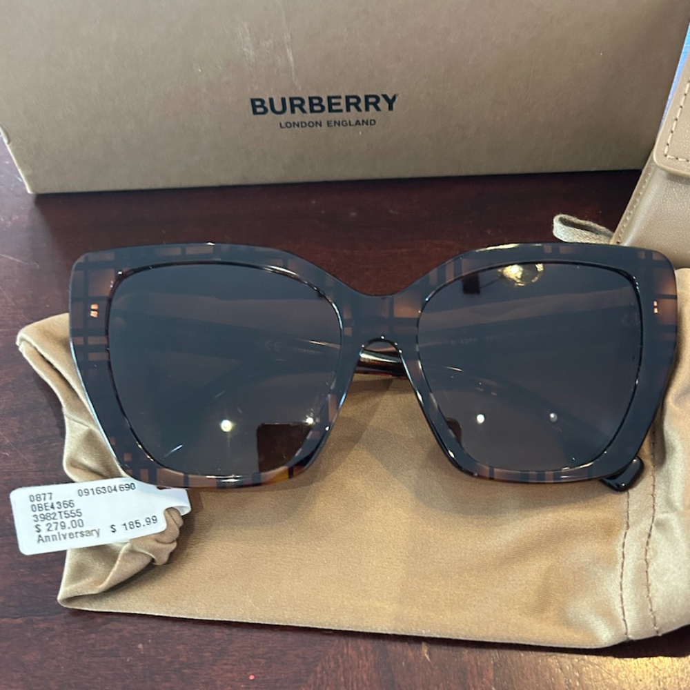 Burberry Sunglasses